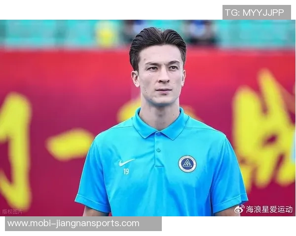 媒体人透露上海海港与安永佳尚未达成协议周定洋仍是首选目标